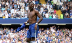 开云体育视频直播-塞维利亚力克巴黎，阿什拉夫点燃赛场，一场技术与激情的碰撞