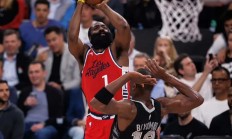 开云下载-包含快船碾压火箭，布拉德利一己之力扛起全队的词条