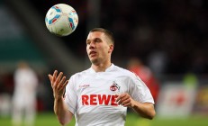 开云体育中国-命运的双重奏，阿劳霍德甲封神夜，西班牙绝杀法国的历史回响