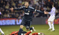 开云平台-那不勒斯火力全开压制日本，特奥再证大场面先生本色