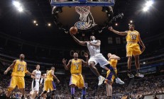 开云官方app入口-蜀地风暴席卷费城，乔治神兵天降，四川队碾压76人引爆赛场