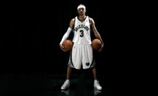 开云体育在线-辽篮新核小贾伦攻防统治骑士，唯一性表现定义现代篮球美学