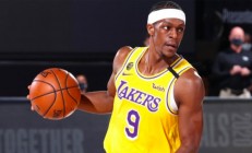 开云体育官方网站-猛龙队主教练意外辞职，引发球迷猜测的简单介绍