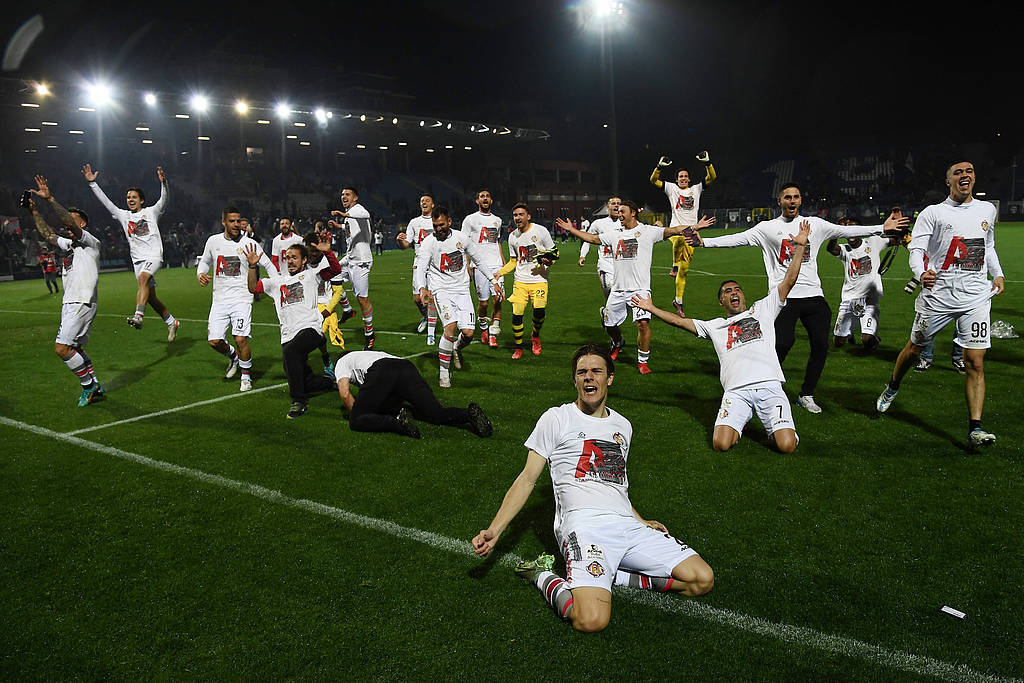 佛罗伦萨主场不敌，需寻反击之策