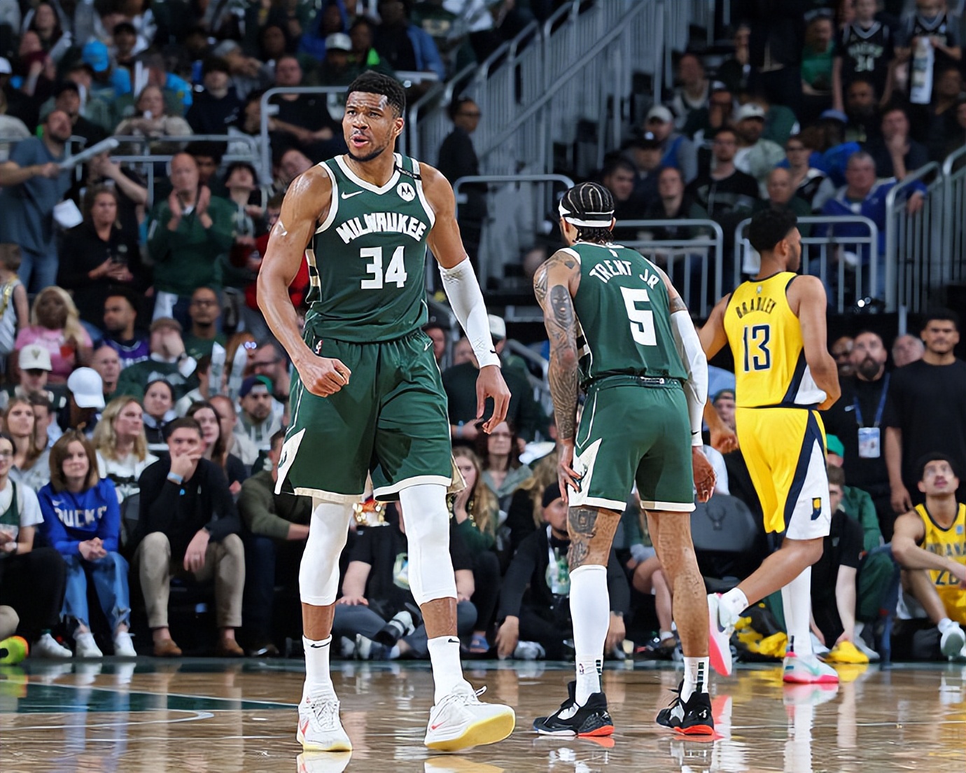 关于拓荒者战胜热火,利拉德单节狂砍20分的信息 关于拓荒者战胜热火,利拉德单节狂砍20分的信息