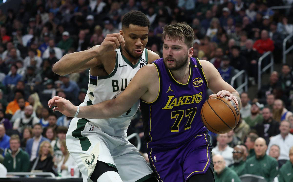 灰熊队取得反弹，击败湖人队的简单介绍