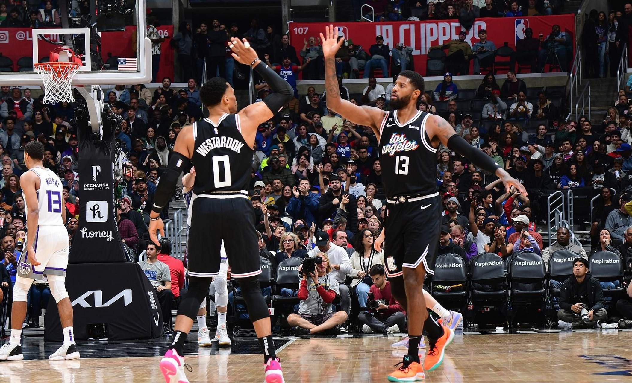 快船队主场失利令人唏嘘，球队三连败士气低迷反思整改