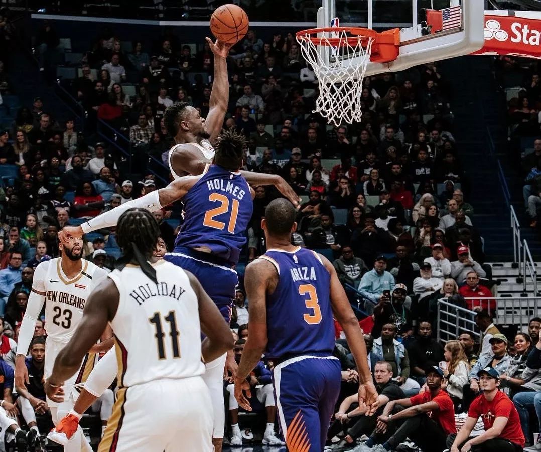 包含篮网队惊险取胜，保持不败壁垒的词条