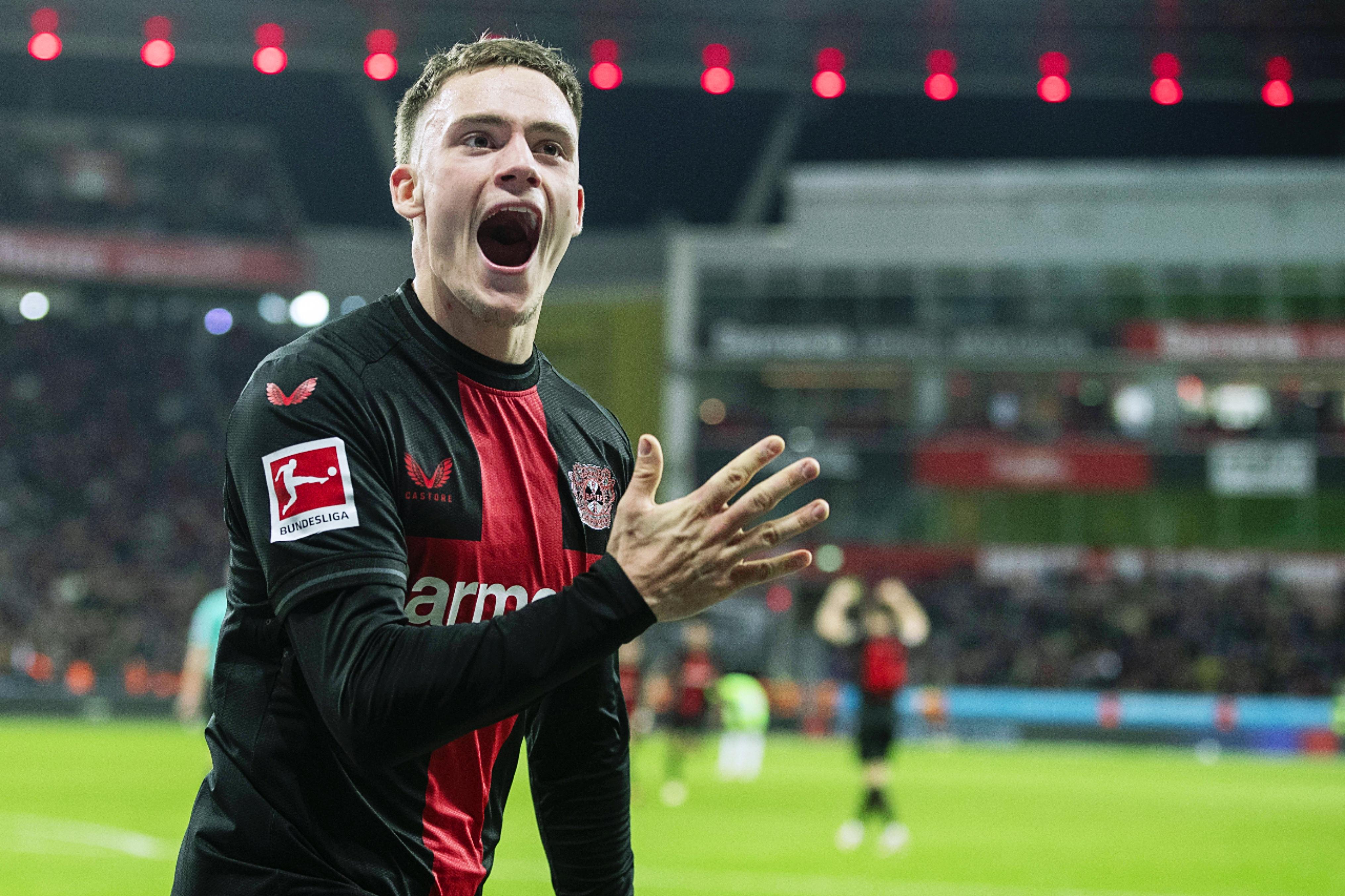 包含沃尔夫斯堡取得一场关键胜利的词条