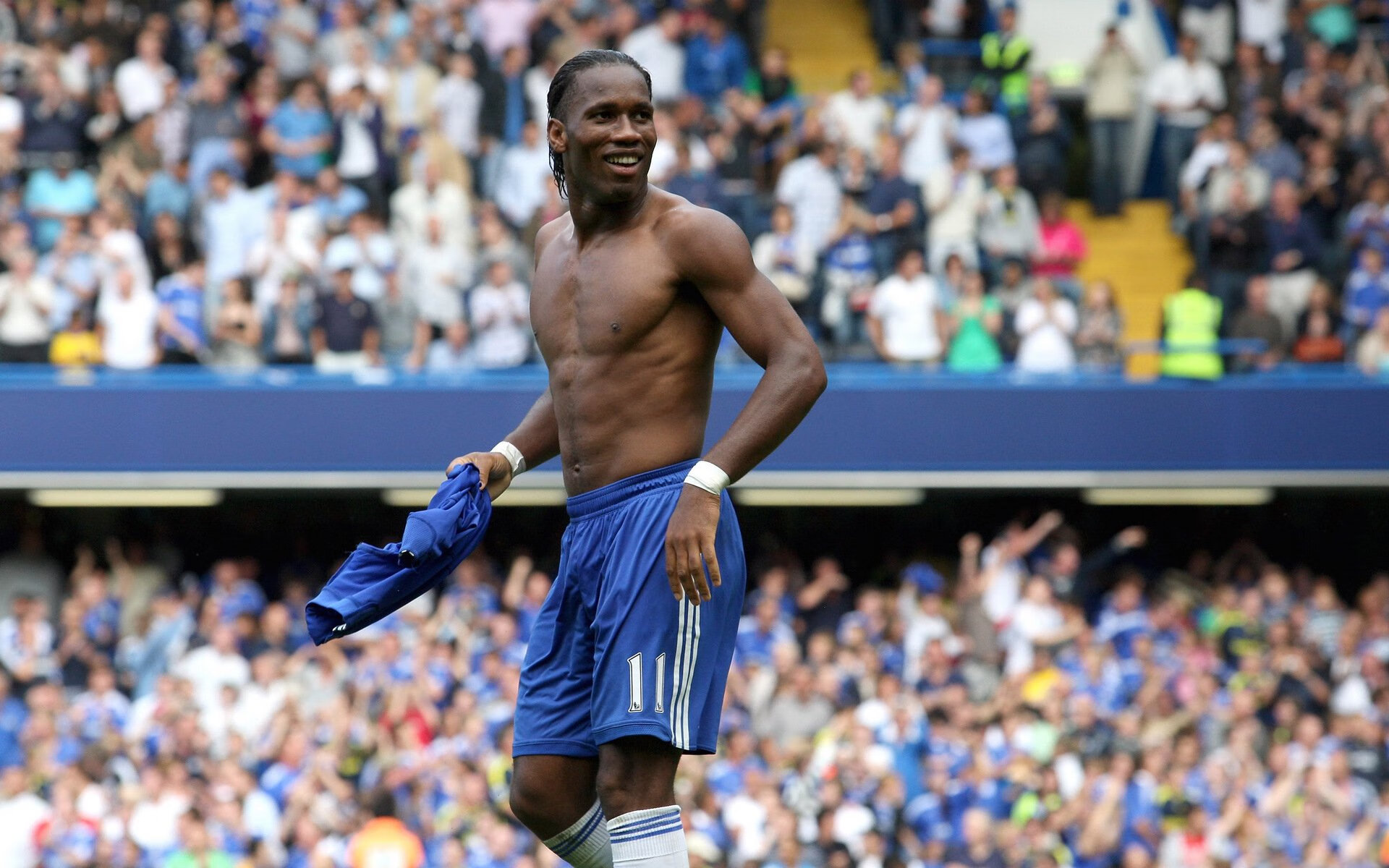 年度焦点之战,瑞士军刀出鞘,正面击溃沙特沙漠风暴