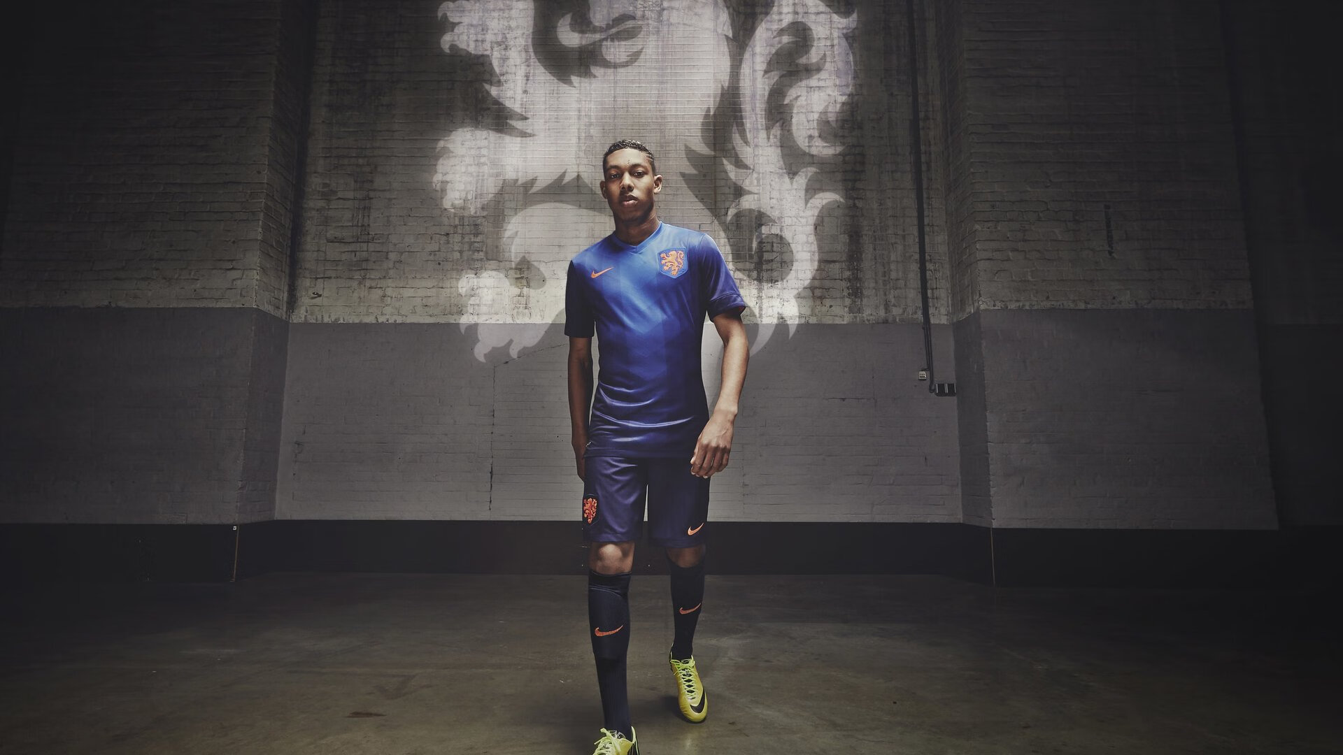 2026世界杯焦点战前瞻，莱比锡红牛式铁血，能否破解西班牙传控迷宫？