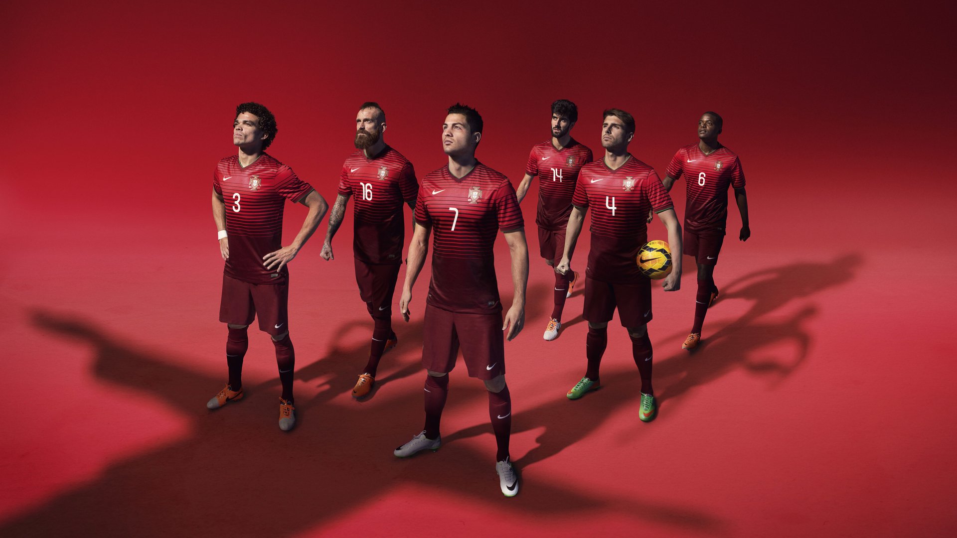 约基奇单节爆发难挽狂澜，上海队团队火力连续得分压制掘金