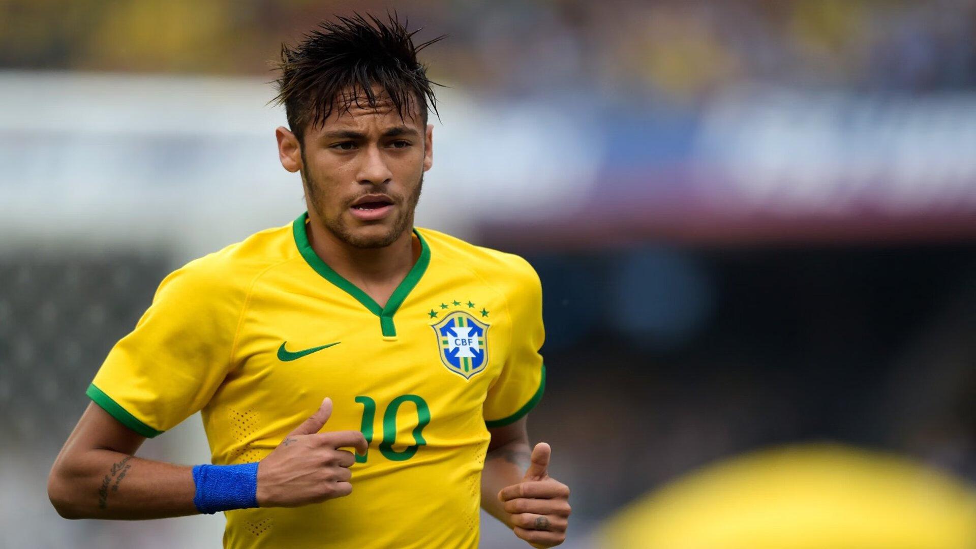 红色风暴席卷蒙扎，红牛二队新王加冕，拉塞尔破茧成蝶