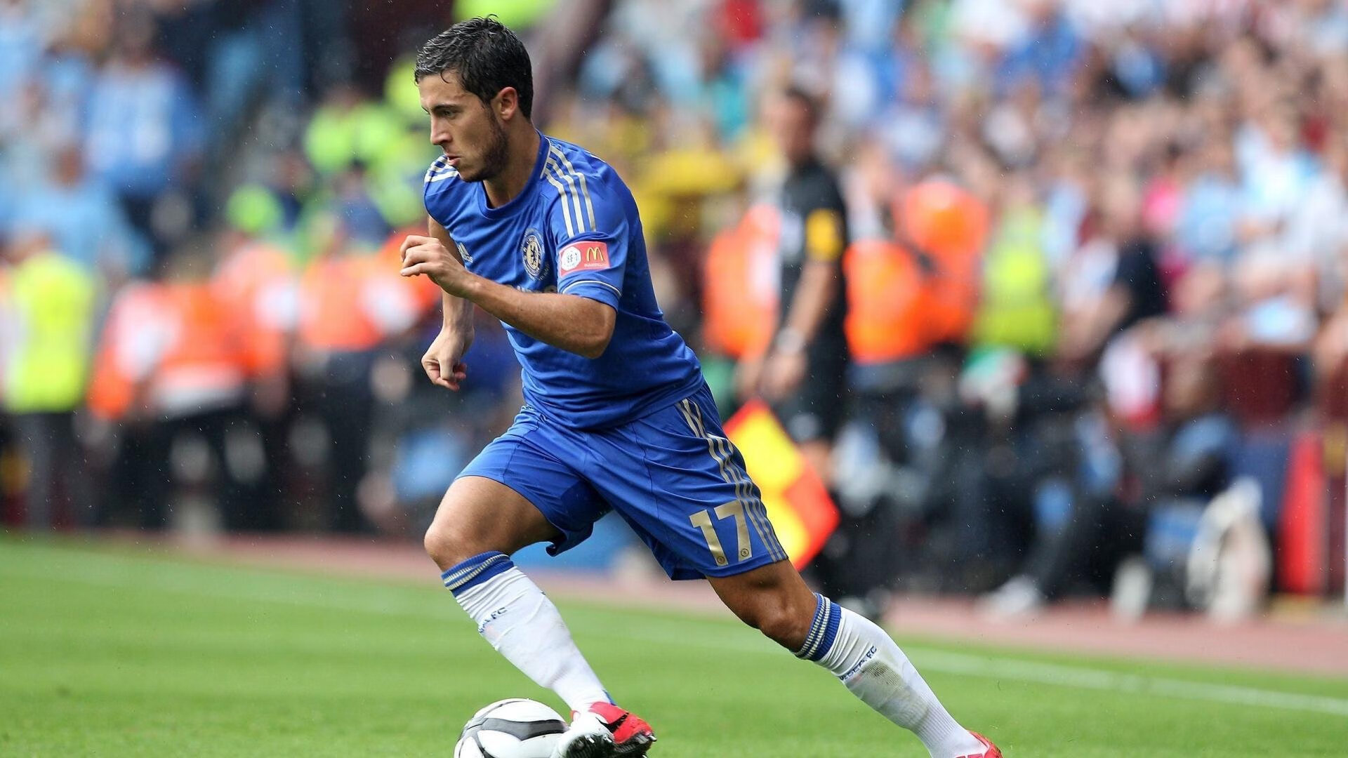 银剑破空，当梅赛德斯逆转威廉姆斯，拉塞尔用一场惊艳书写围场新纪元